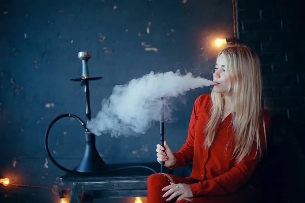 Attractive Young Blonde Woman Red Clothes Smoking Hookah — Stock Photo, Image