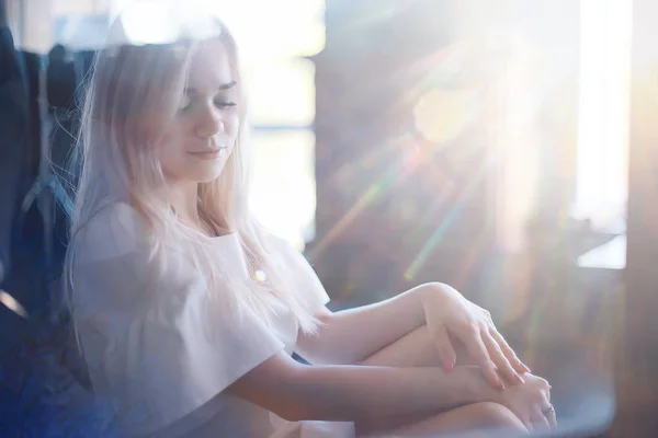 Beauty Portrait Cute Blonde Young Woman — Stock Photo, Image