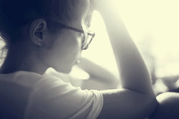 Portrait Young Beautiful Pensive Woman — Stock Photo, Image