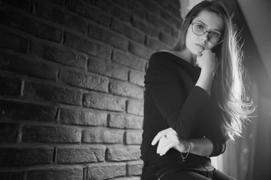 Kızıl saçlı Genç kadın gözlük, işkadını kavramı