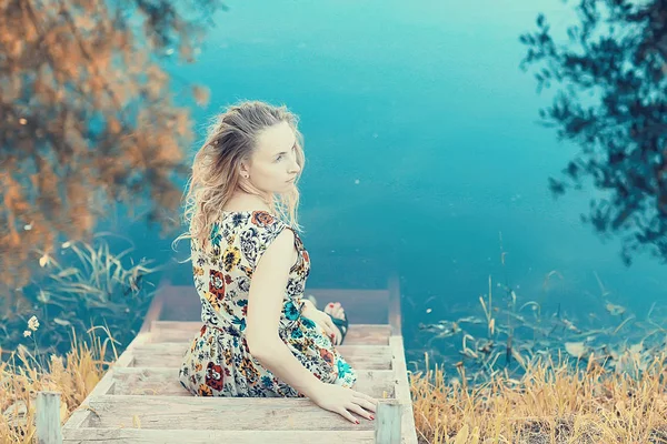 Beautiful Sad Woman Sitting Riverbank — Stock Photo, Image