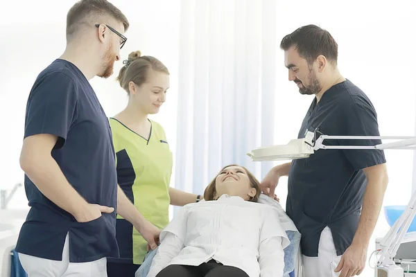 Läkare Medicinsk Uniform Sjukhus Akutsjukvård — Stockfoto