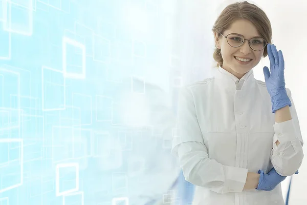 Junge Ärztin Medizinischer Uniform Bei Der Arbeit Konzept Der Modernen — Stockfoto