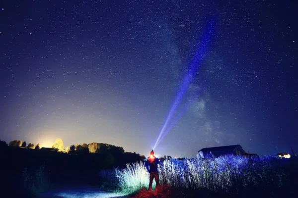 Milky Way Lantern Lonely Traveler Shines Lantern Sky Ray Light — Stock Photo, Image