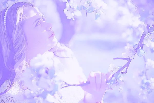 Portrait Jeune Belle Femme Avec Fleur Pommier Dans Jardin Printemps — Photo