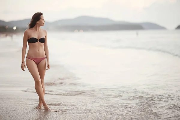 Happy Young Woman Ocean Beach Thailand Concept Summer Vacation — Stock Photo, Image