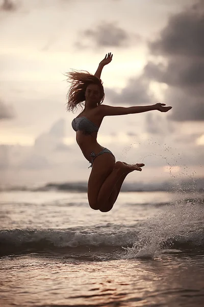 Meditação Ioga Praia Conceito Férias Verão — Fotografia de Stock