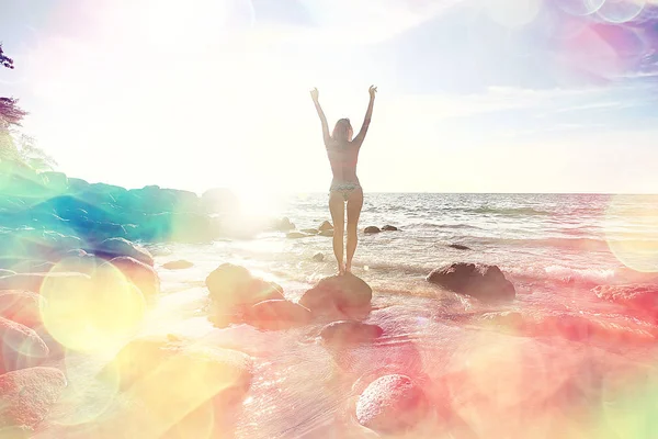 Feliz Joven Playa Del Océano Tailandia Concepto Vacaciones Verano —  Fotos de Stock