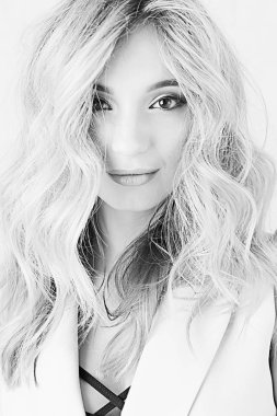 güzel genç model, portre, çekici sarışın kadın moda portre