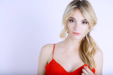 profesyonel makyaj, çekici sarışın genç kadın, closeup ile güzel genç model