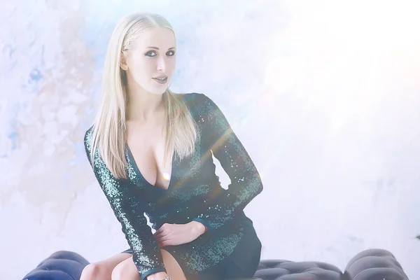 Modeporträt Der Schönen Jungen Model Nahaufnahme Attraktive Blonde Frau — Stockfoto