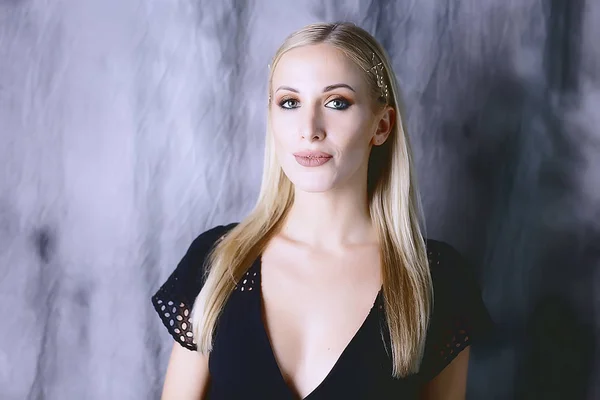 Mode Porträtt Vackra Unga Modell Närbild Attraktiv Blond Kvinna — Stockfoto