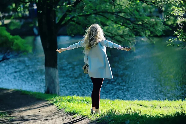 Beautiful Blonde Woman Wearing Stylish Blue Coat Park — Stock Photo, Image