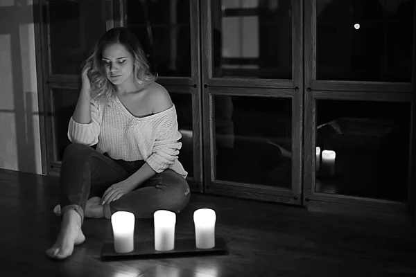 Young Blonde Woman White Knitted Sweater Posing Home — Stock Photo, Image