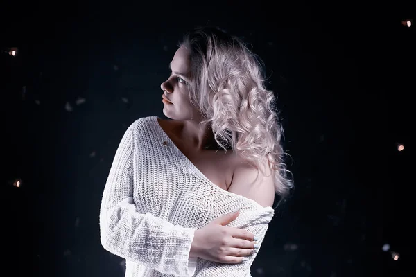 Young Blonde Woman White Knitted Sweater Posing Home — Stock Photo, Image