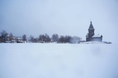 Eski Kizhi kilise, kış görünümü, Rusya mimarisi