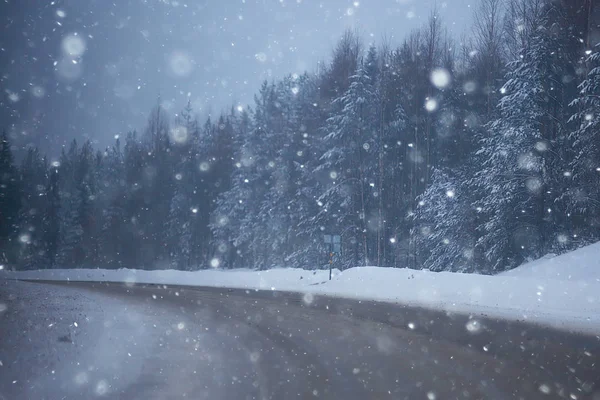 Köd Téli Road Magányos Téli Táj — Stock Fotó