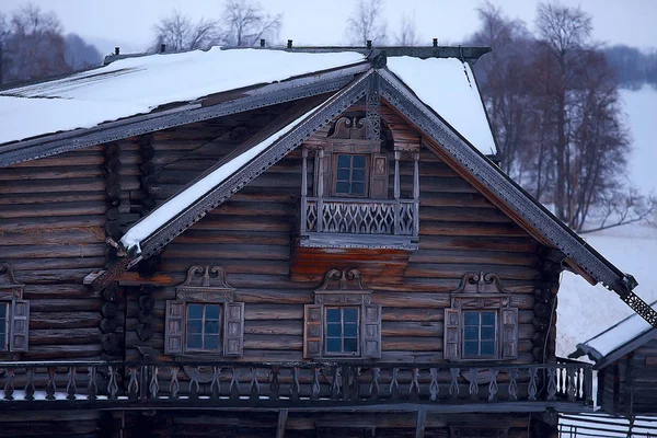 Houten Huizen Van Russische Platteland Houten Architectuur Winterlandschap Russische Dorp — Stockfoto