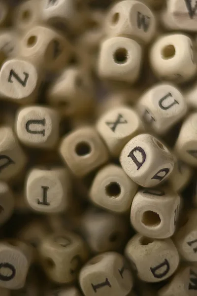 Sfondo Cubi Legno Con Lettere Alfabetiche Concetto Istruzione Lettura Lettere — Foto Stock