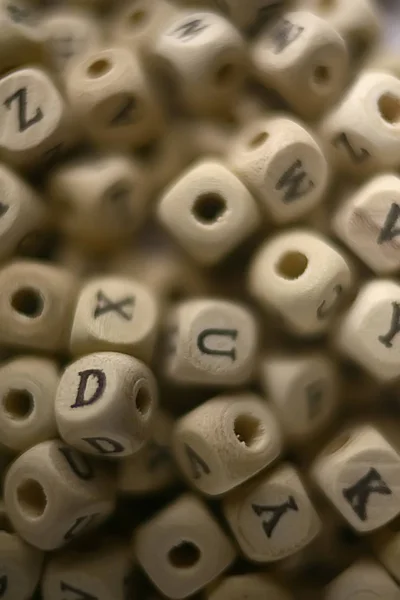 Sfondo Cubi Legno Con Lettere Alfabetiche Concetto Istruzione Lettura Lettere — Foto Stock