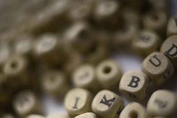 Fundo Cubos Madeira Com Letras Alfabeto Conceito Educação Leitura Aprendizagem — Fotografia de Stock