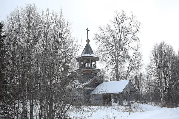 Chiesa Legno Nella Foresta Innevata Paesaggio Invernale — Foto Stock