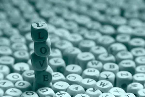 Cubos Madera Con Letras Inscripción Love Mensaje Letras Pequeñas Concepto —  Fotos de Stock