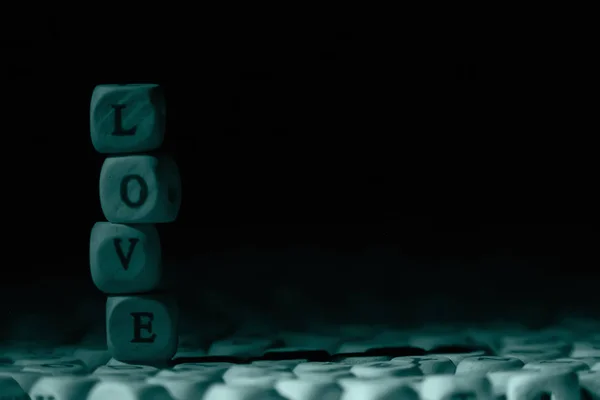 Cubos Madeira Com Letras Inscrição Amor Mensagem Letras Pequenas Conceito — Fotografia de Stock