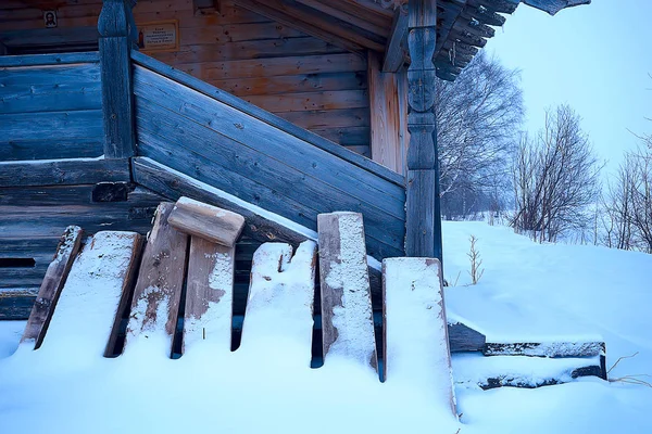 Paesaggio Invernale Innevato Vecchia Chiesa Legno — Foto Stock