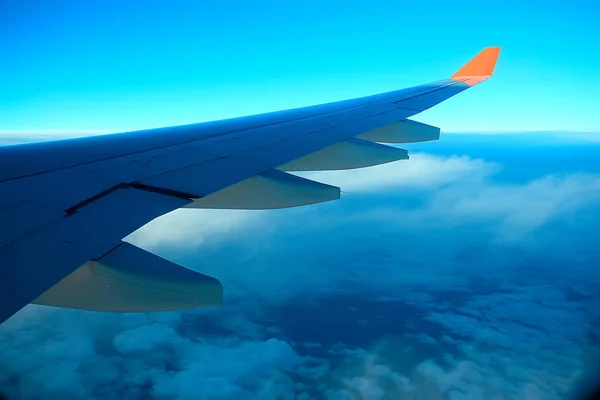 Légi Felvétel Föld Repülőgép Szárnya Kilátás Kabin Egy Repülő Légi — Stock Fotó