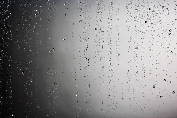 Sfondo Nero Bagnato Gocce Pioggia Sul Vetro Della Finestra Concetto — Foto Stock