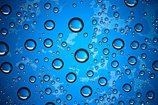 Mavi Islak Arka Planı Pencere Camına Yağmur Damlaları Sonbahar Hava — Stok fotoğraf
