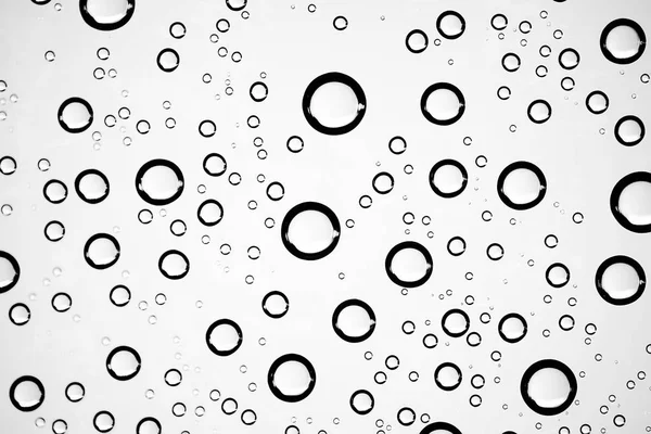 Biały Mokre Podłoże Krople Deszczu Oknie Szkło Pojęcie Jesienna Pogoda — Zdjęcie stockowe