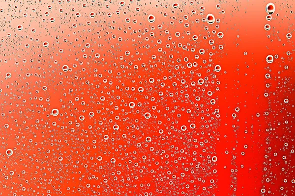 Fundo Molhado Vermelho Gotas Chuva Vidro Janela Vermelha Tempo — Fotografia de Stock