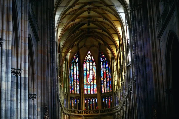 Inre Den Katolska Katedralen Prag Tjeckien — Stockfoto