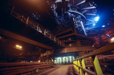 Metalurji üretim, atölye bitki, yüksek fırın, ağır sanayi, mühendislik, çelik üretim tesislerinde, üretim