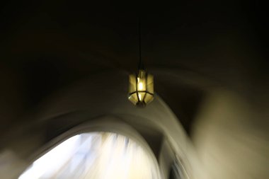 Kemer, mimari öğesinde tavan tonozlu