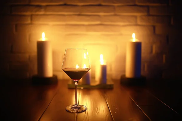 Červené Víno Sklo Porce Romantická Večeře Interiéru Restaurace Tabulka Podává — Stock fotografie