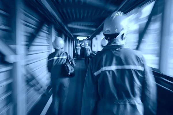 Gruppo Lavoratori Casco Fabbrica Vista Dal Retro — Foto Stock