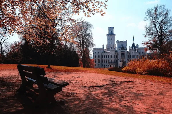 Herbstliches Stadtbild Von Prag Blick Auf Die Roten Dächer Und — Stockfoto