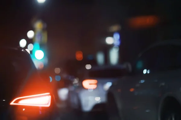 Gece Otoyolda Trafik Bulanık Görünüm — Stok fotoğraf