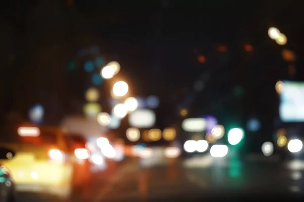 夜间高速公路交通模糊观 — 图库照片