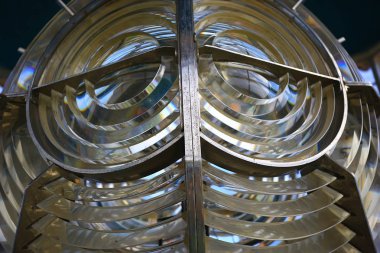 deniz feneri lamba. Büyük cam lamba deniz feneri, büyük ışık kaynağı, endüstriyel deniz feneri