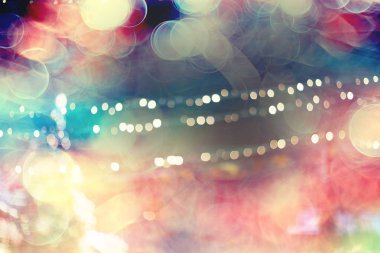 bulanık bokeh şehir arka plan, parlama ve gece şehirde parlayan ışıklar 