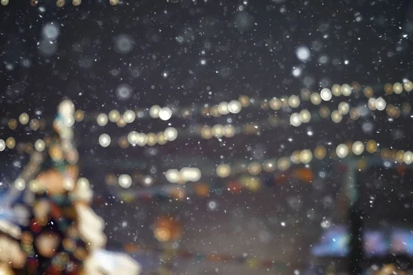 Luzes Cidade Neve Paisagem Urbana Turva Inverno Nevado Clima Sazonal — Fotografia de Stock