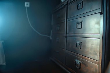 Antik meşe çekmeceli, vintage mobilya