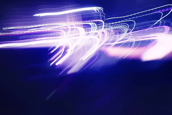 farlar, bulanık gece şehir arka plan parlayan izleri 