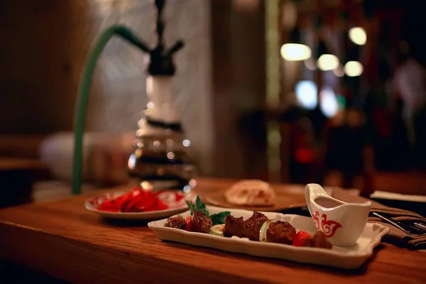 Jantar Restaurante Carne Prato Bife Servido Talheres — Fotografia de Stock