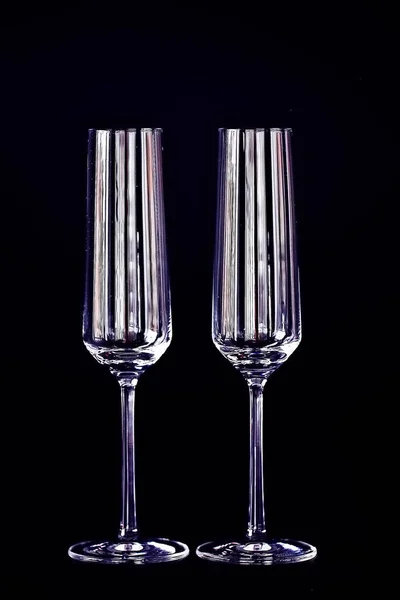 Şampanyaya Masada Boş Temiz Gözlük — Stok fotoğraf