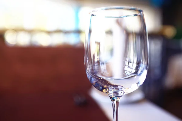 Empty Wine Glasses Restaurant Interior Serving Beautifully Served Glass Wine — Stock Photo, Image